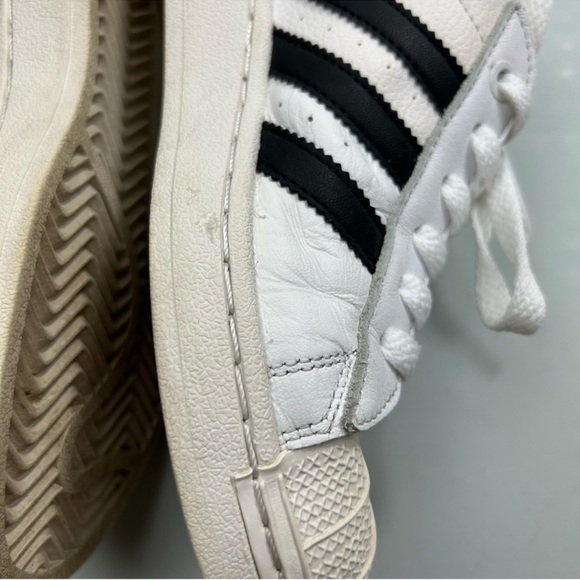 Adidas sneakers - Picture 6 of 12